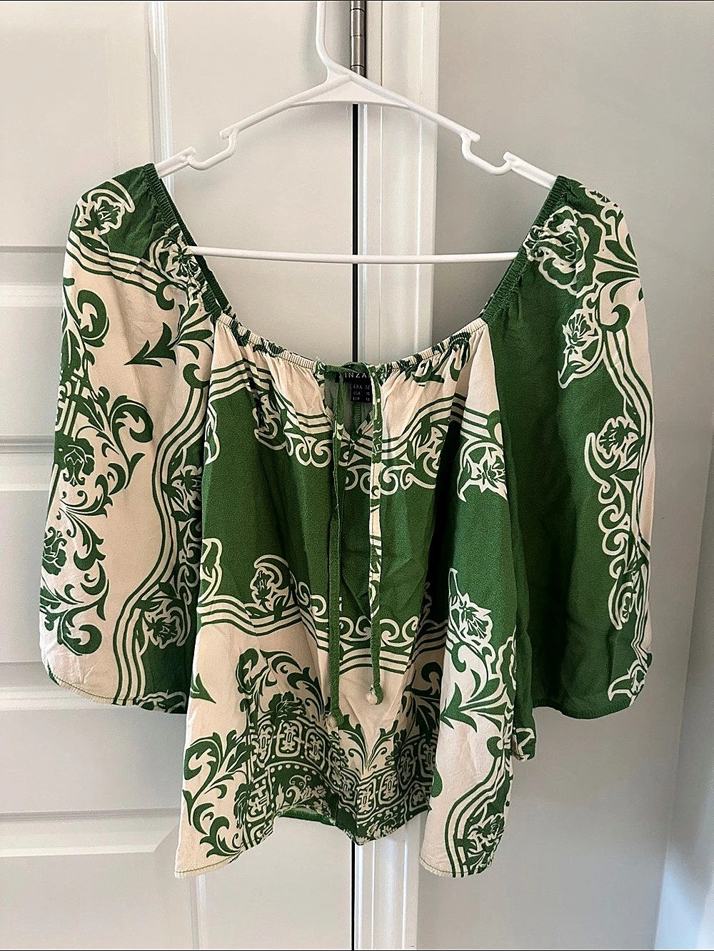 Zinzane Paisley Blouse in Green & Cream Size Medium